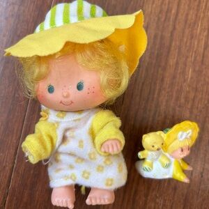 Vintage Strawberry Shortcake Butter Cookie Doll And Miniature Figure